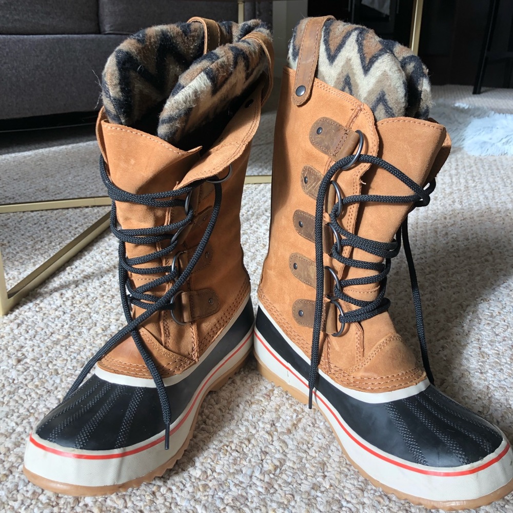 Sorel women’s Joan of Arc boots